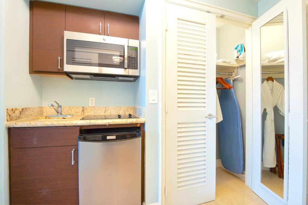 Stunning Studio Apartment Located At The Ritz Carlton-Key Biscayne Miami Bagian luar foto